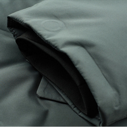 SHARP FOCUS URBAN WINDBREAKER